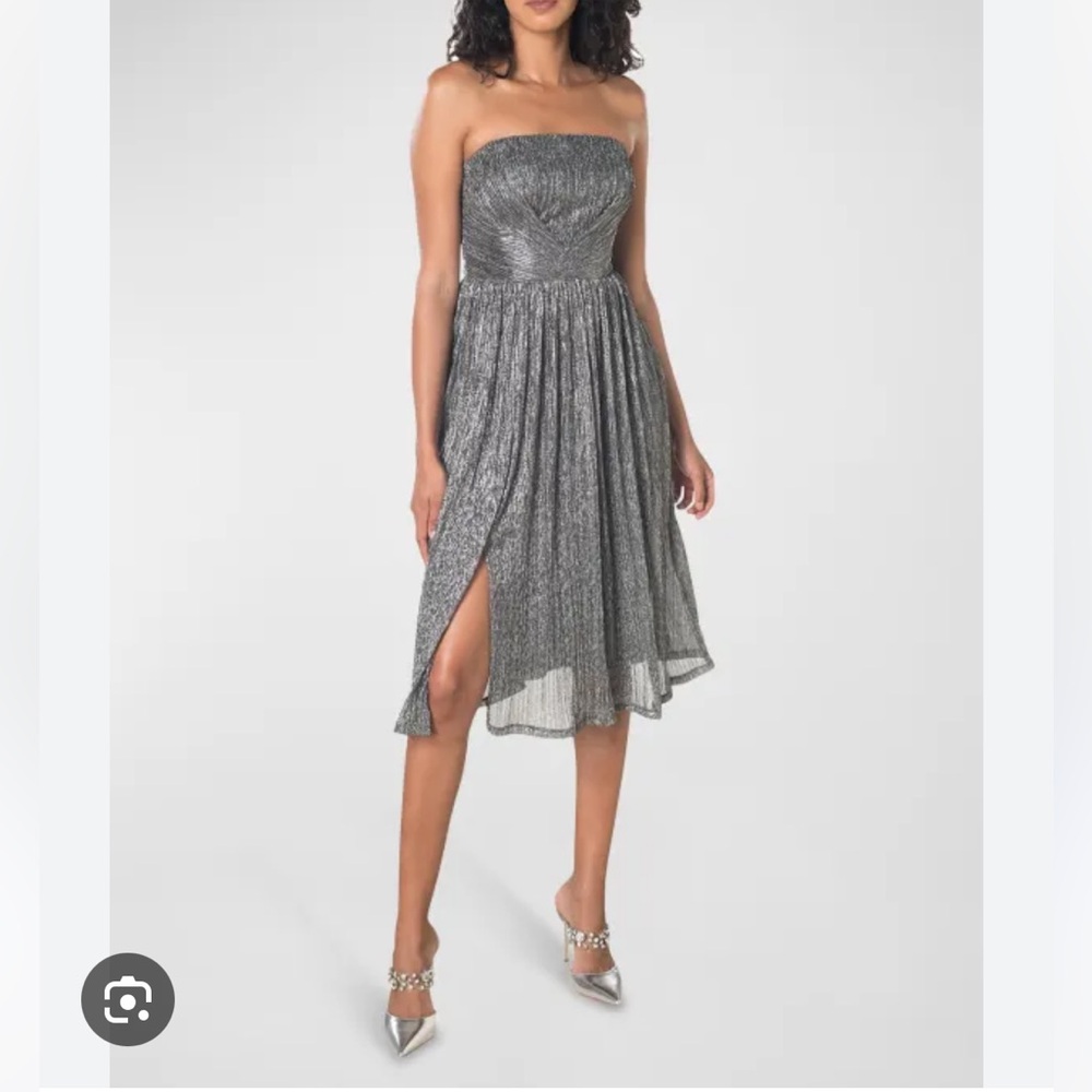Dress the Population Metallic Strapless Cocktail Sundress